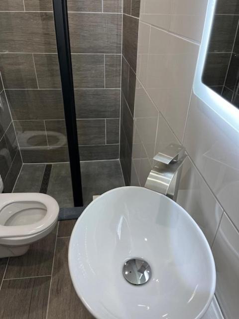 Messe-Hotelzimmer-Einzimmerappartement Leverkusen Quarto foto